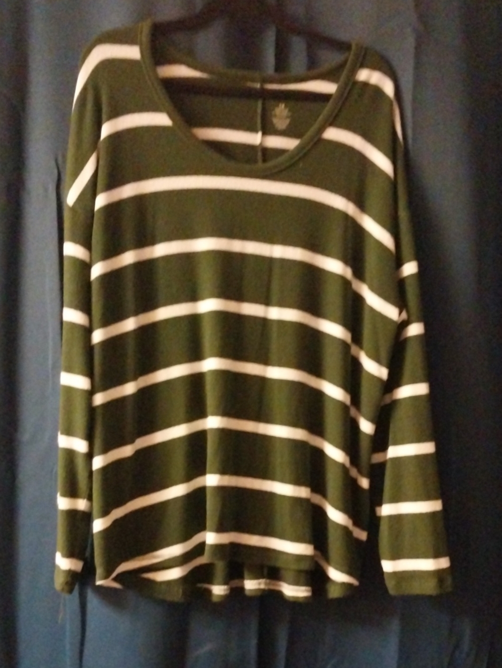 Dark Green Striped Long-Sleeve Women's Top Size 1x